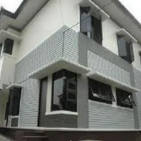 Guesthouse Durentiga Jakarta Exterior foto